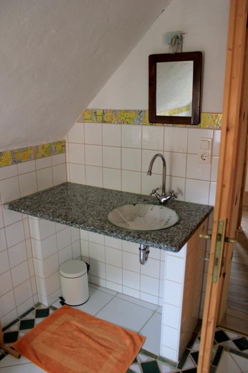 Ferienwohnungen Sonnenberg Ratsch an der Weinstraße Екстериор снимка